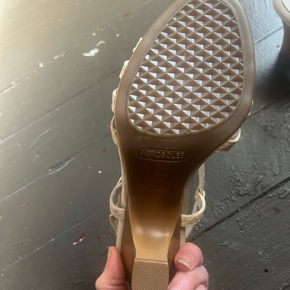 AEROSOLES Beige Strappy Mid-Heel Sandals - Picture 5 of 8